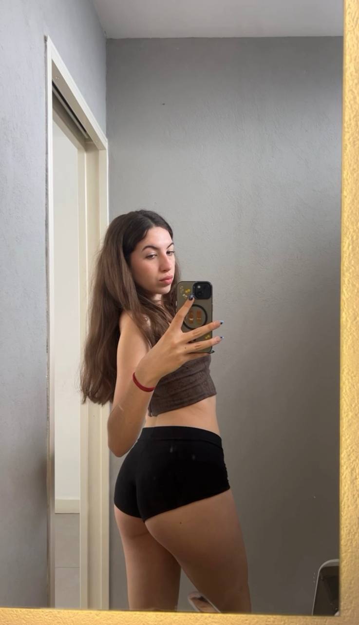 Amber in her underwear in Boston