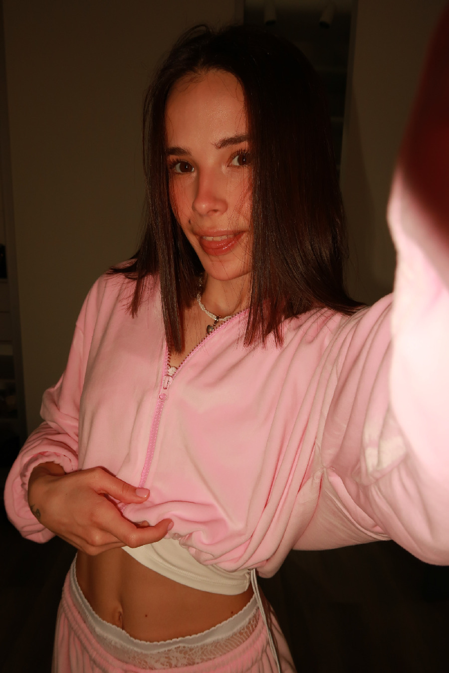 Tina brings the glow — live moments in Boston